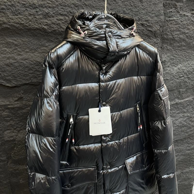 SmoothTexture Moncler Down Jackets 144647