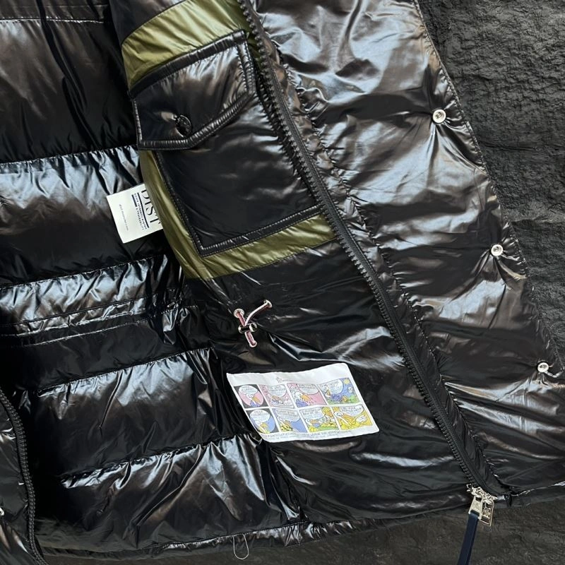 SmoothTexture Moncler Down Jackets 144647