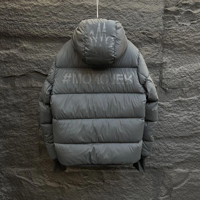 Moncler Down Jackets HighQuality 144677