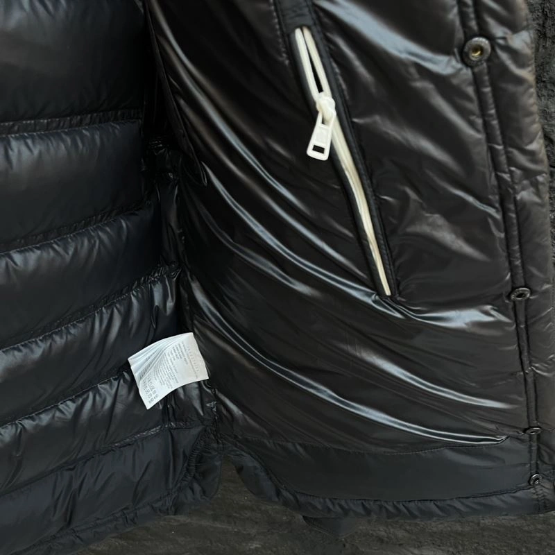 Modern Moncler Down Jackets 144661
