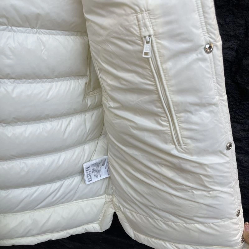 Moncler Down Jackets EasyCare 144656