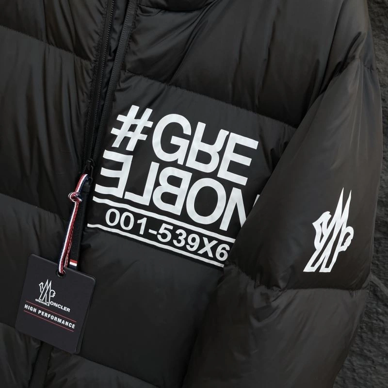 SunProtective Moncler Down Jackets 144663