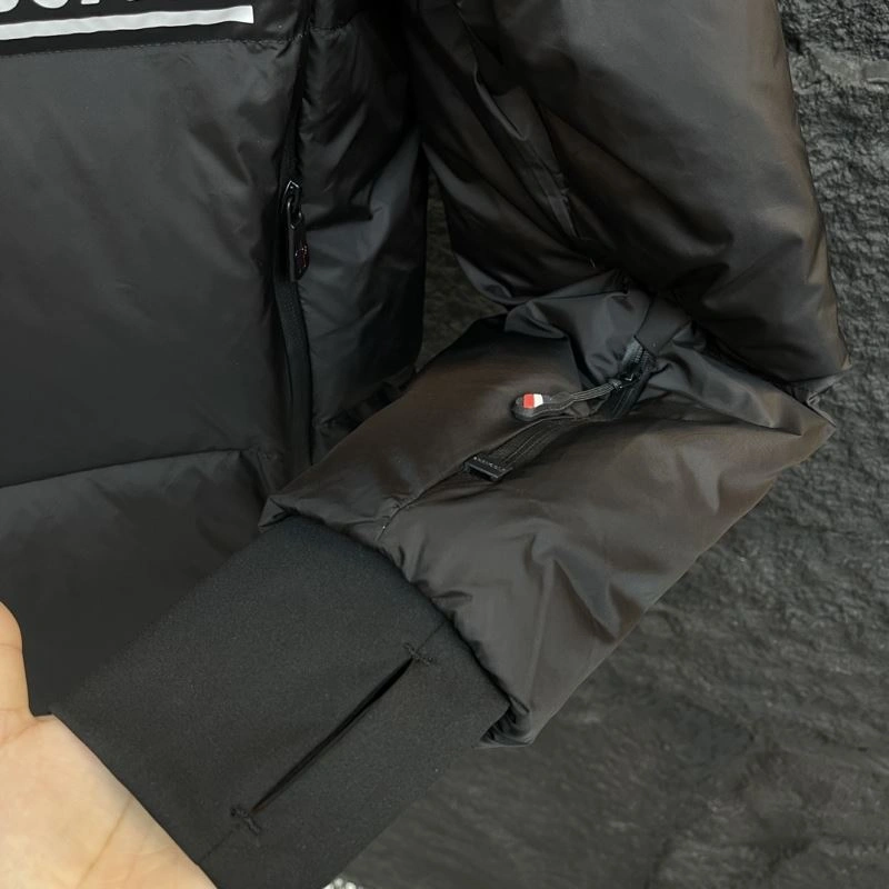 SunProtective Moncler Down Jackets 144663