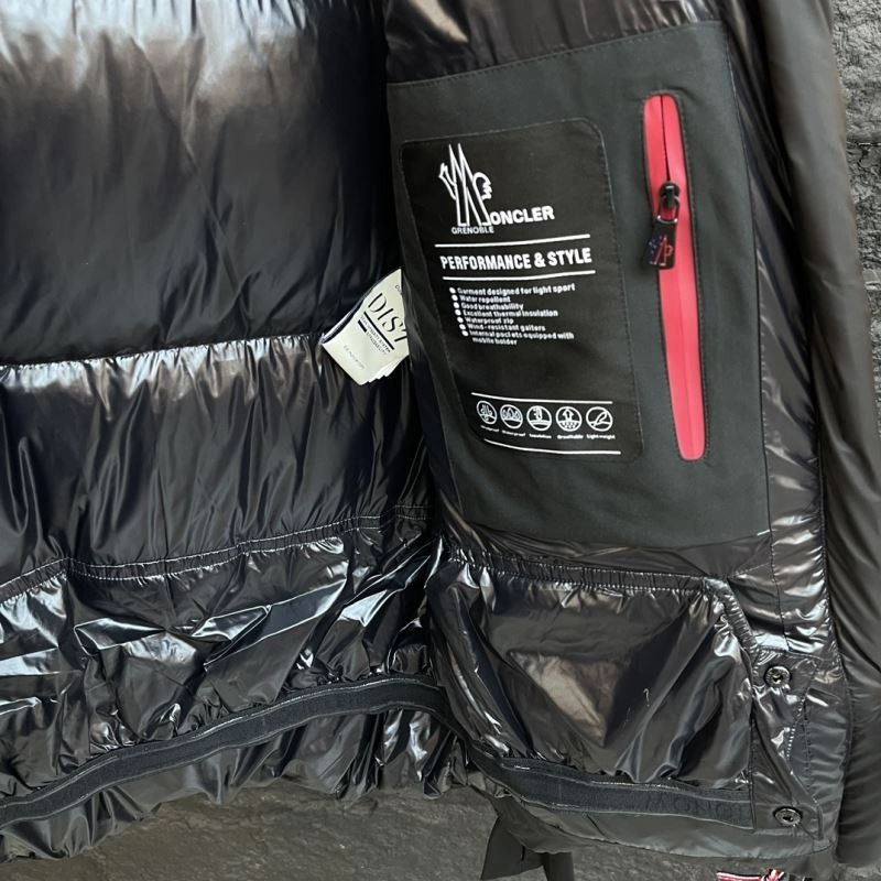 SunProtective Moncler Down Jackets 144663