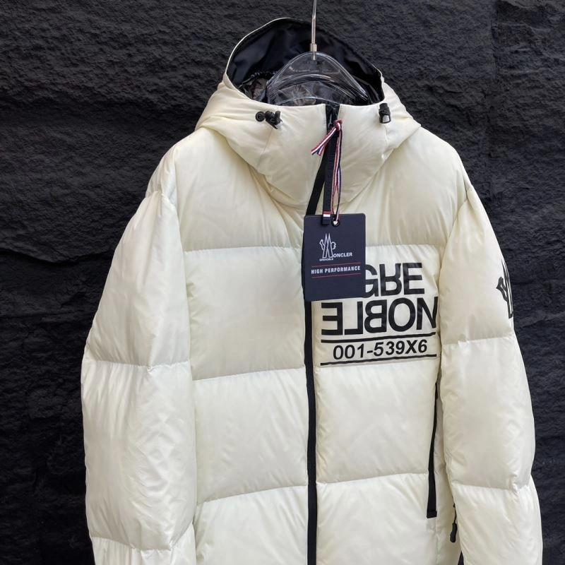Durable Moncler Down Jackets 144653