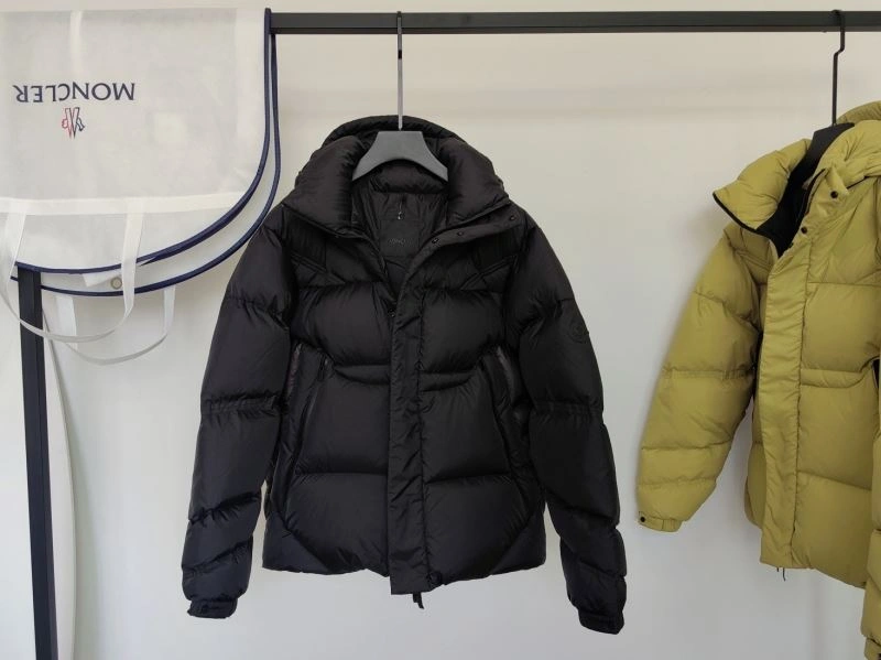 Refined Moncler Down Jackets 144642