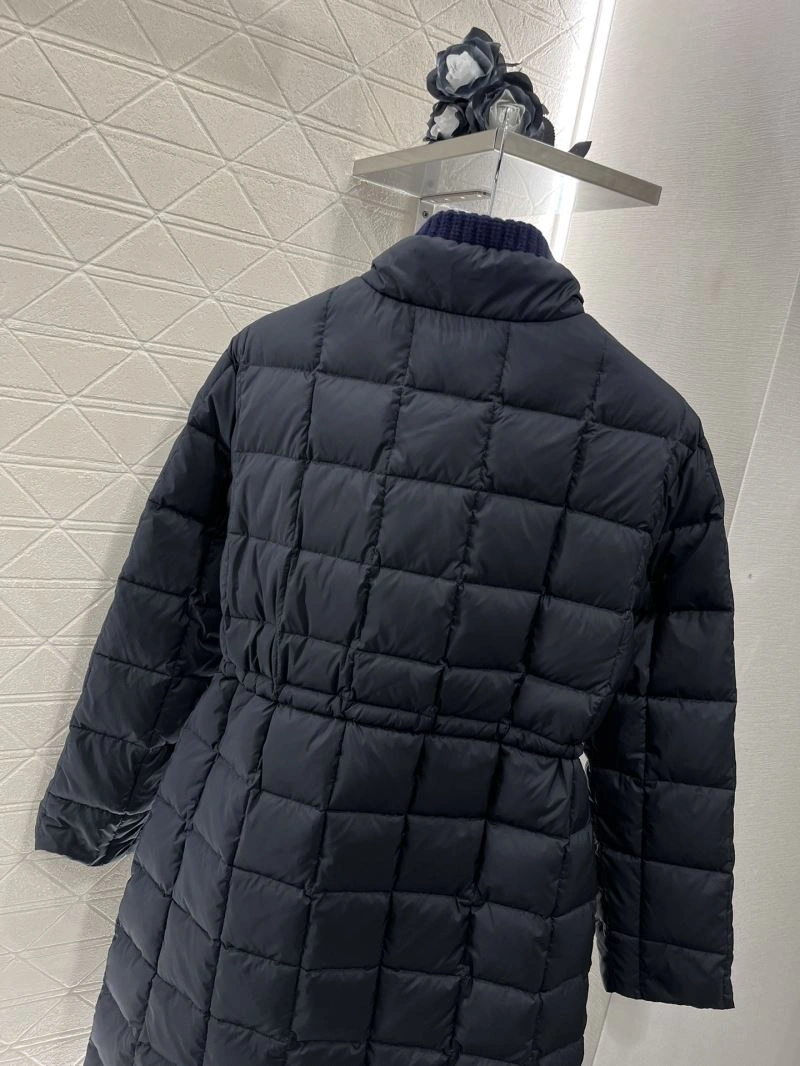 Tailored Moncler Down Jackets 144637