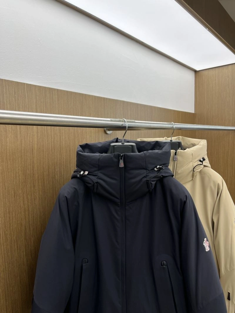Casual Moncler Down Jackets 144668