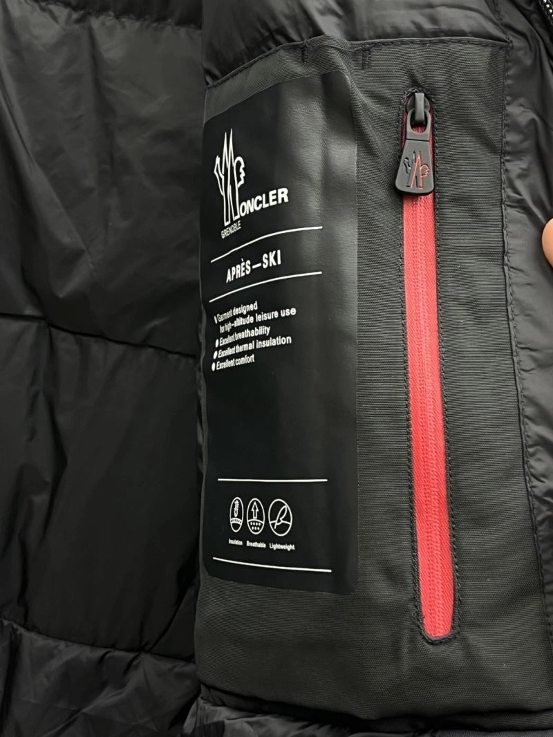 Casual Moncler Down Jackets 144668