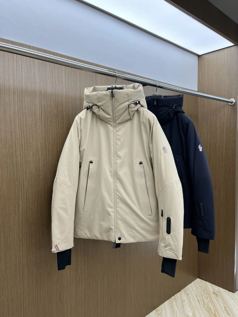 Moncler Down Jackets Stretchable 144641