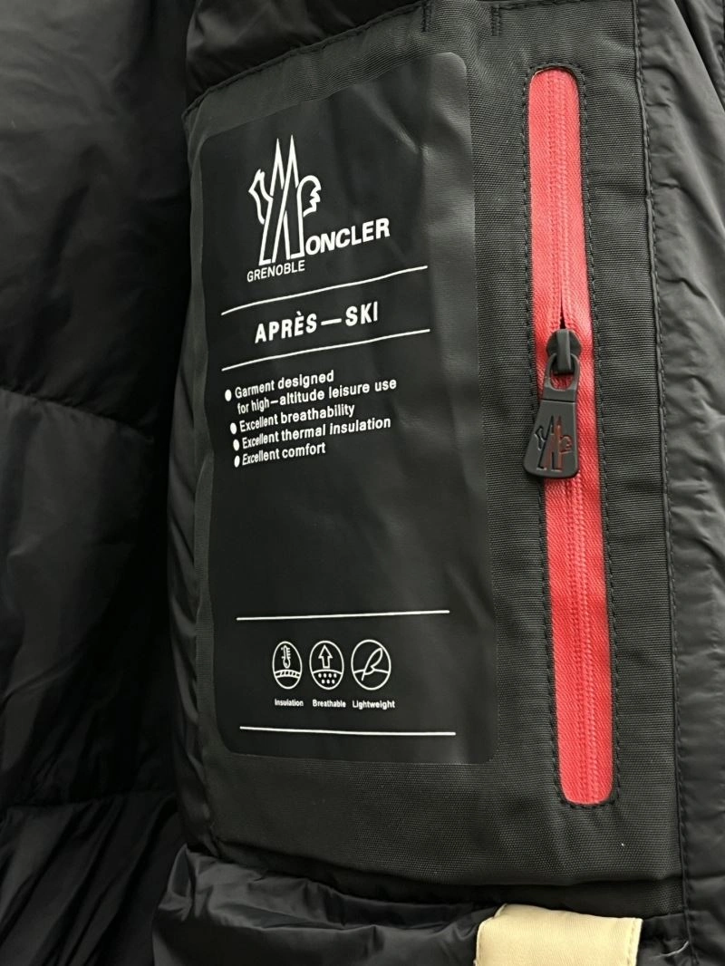 Moncler Down Jackets Stretchable 144641