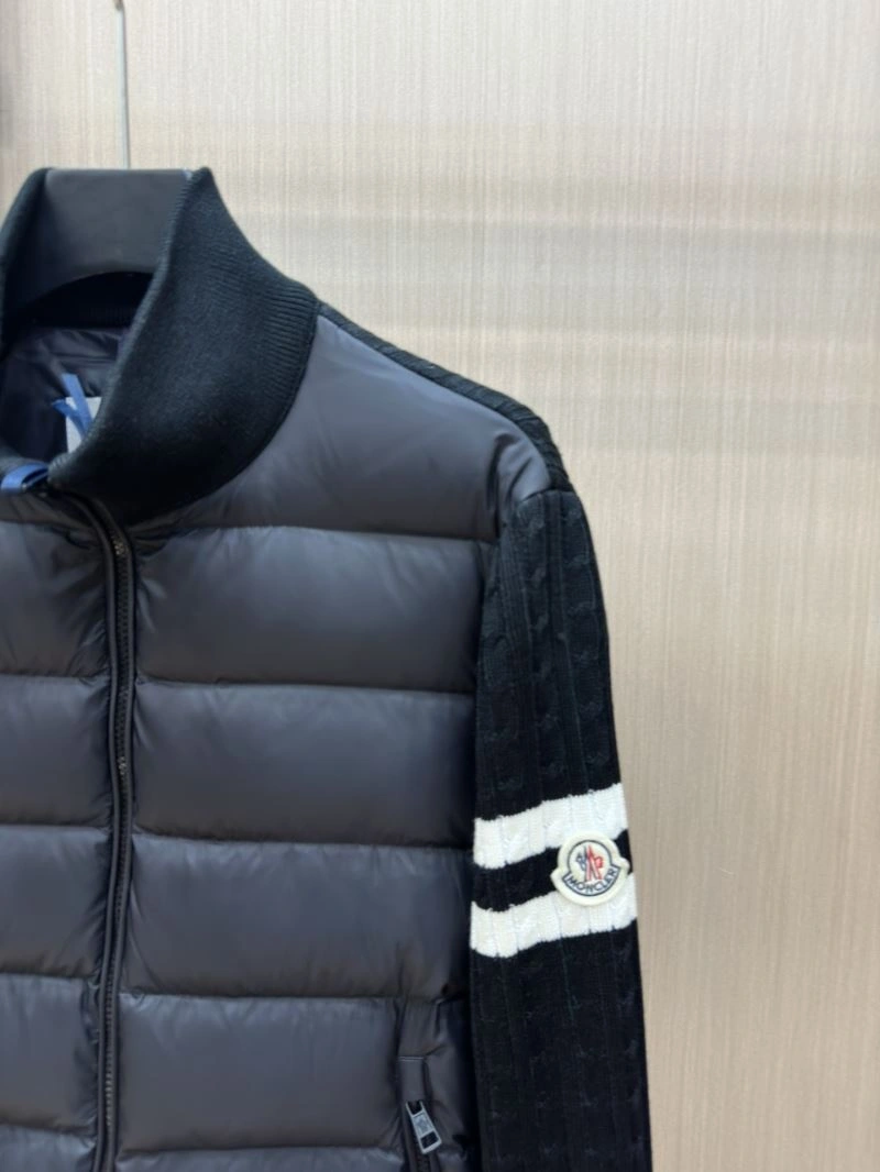 WaterResistant Moncler Down Jackets 144639