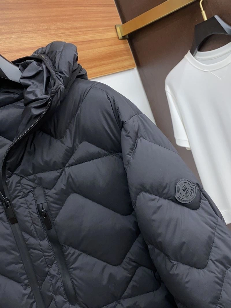 Premium Moncler Down Jackets 144638