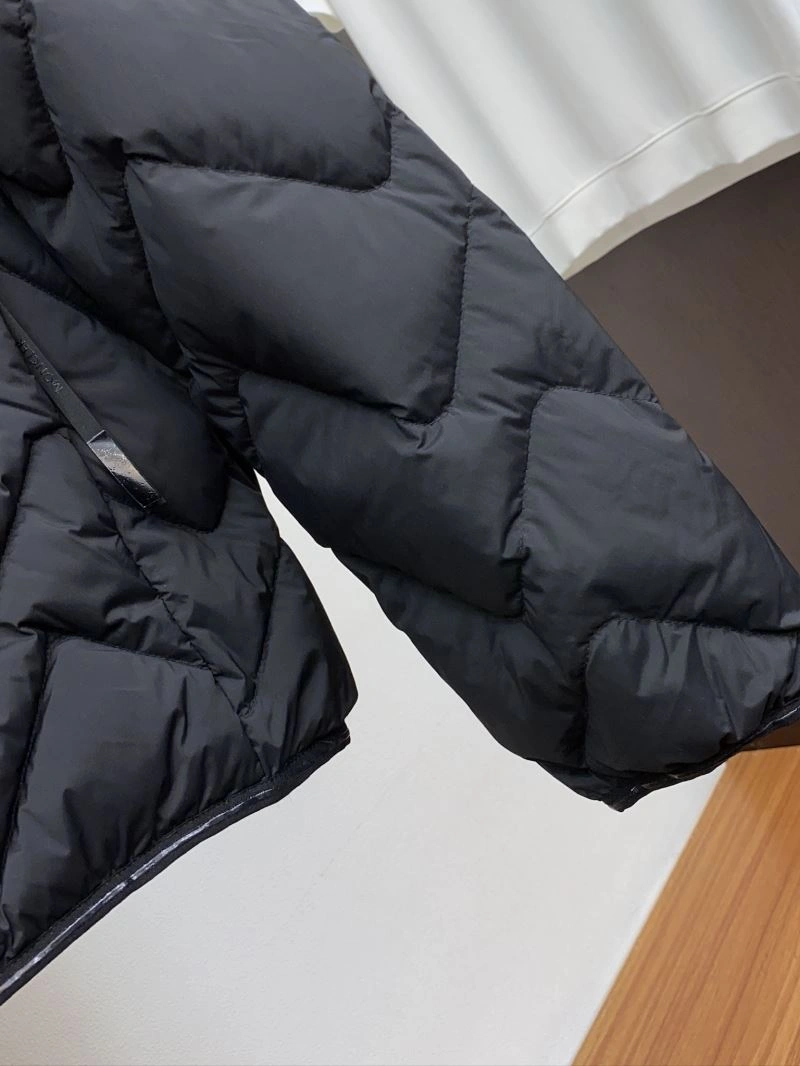 Premium Moncler Down Jackets 144638