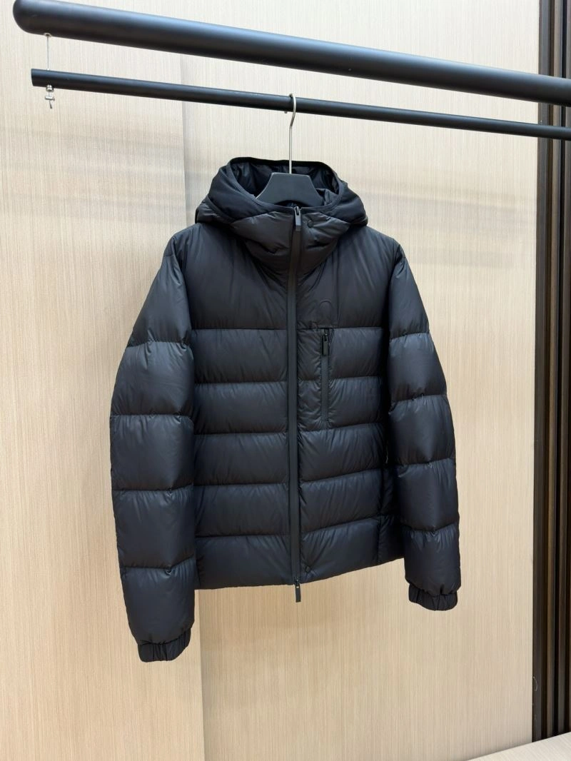 Moncler Down Jackets Fashionable 144633