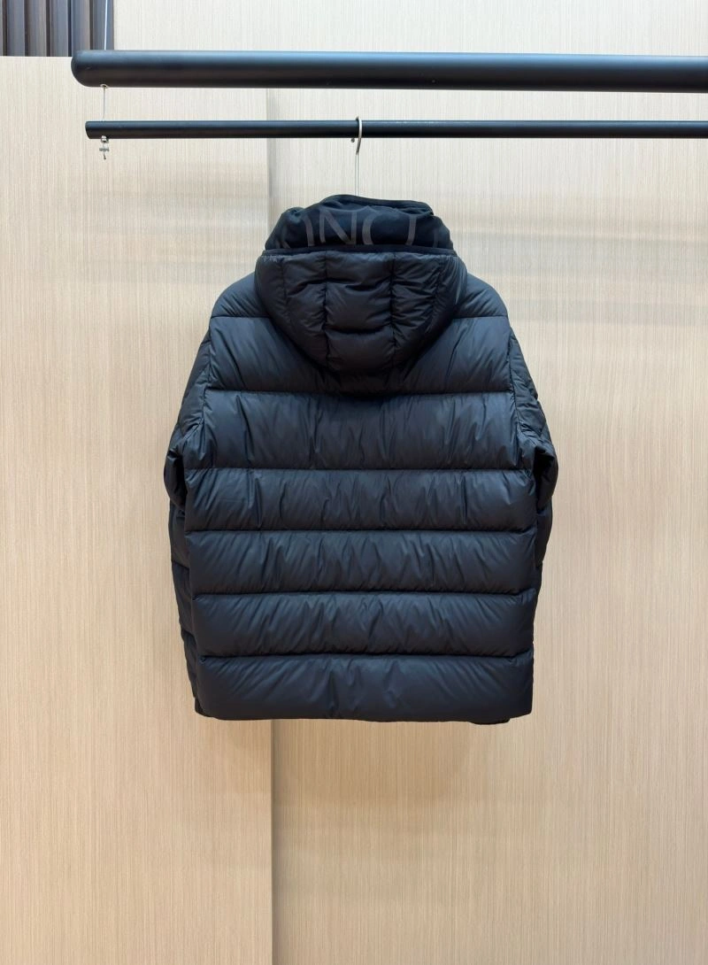 Moncler Down Jackets Fashionable 144633