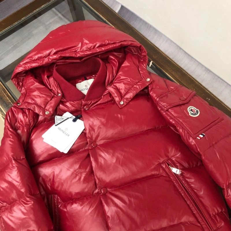 Moncler Down Jackets Durable 144624
