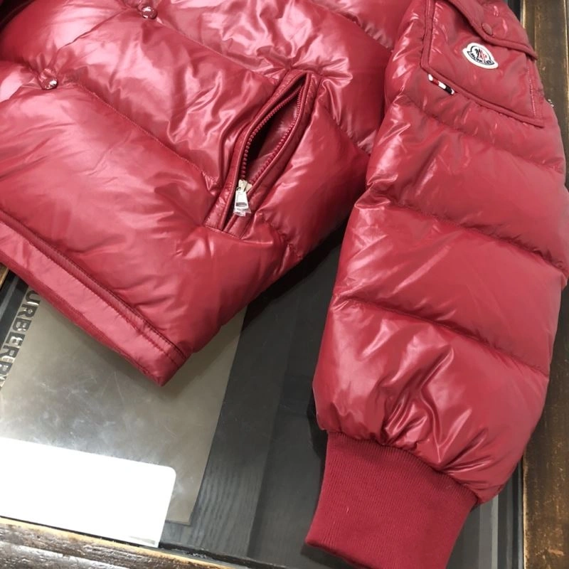 Moncler Down Jackets Durable 144624