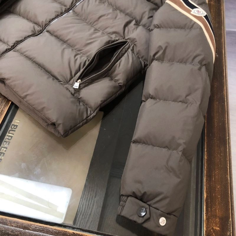 Moncler Down Jackets UrbanChic 144616