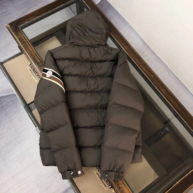 Moncler Down Jackets UrbanChic 144616