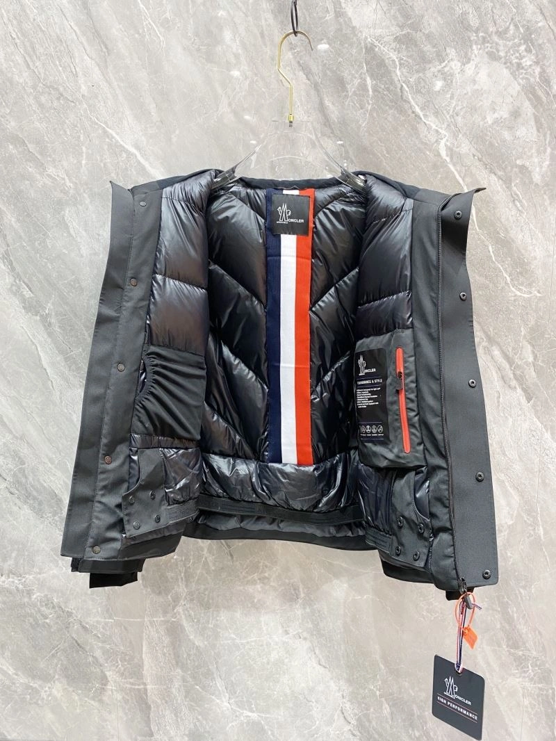 Moncler Down Jackets Classic 144623