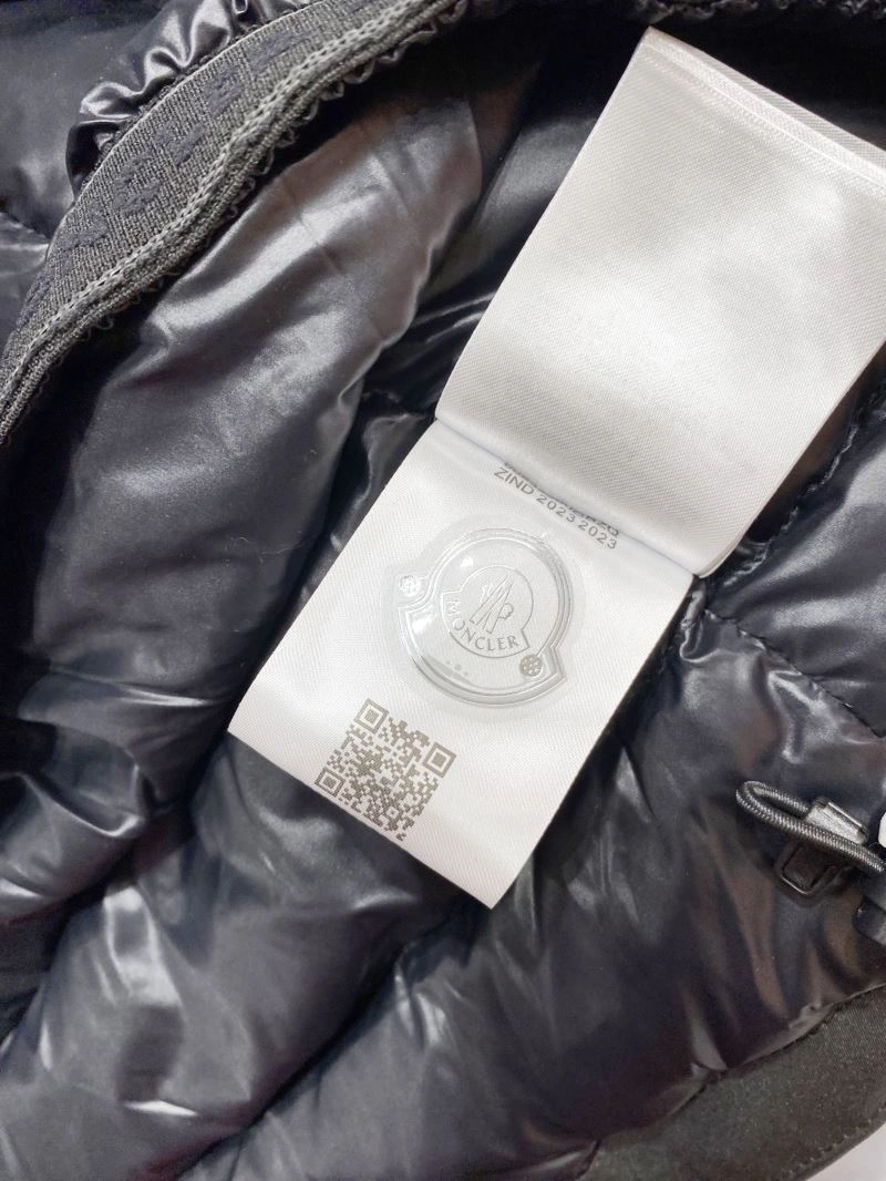 Moncler Down Jackets Classic 144623