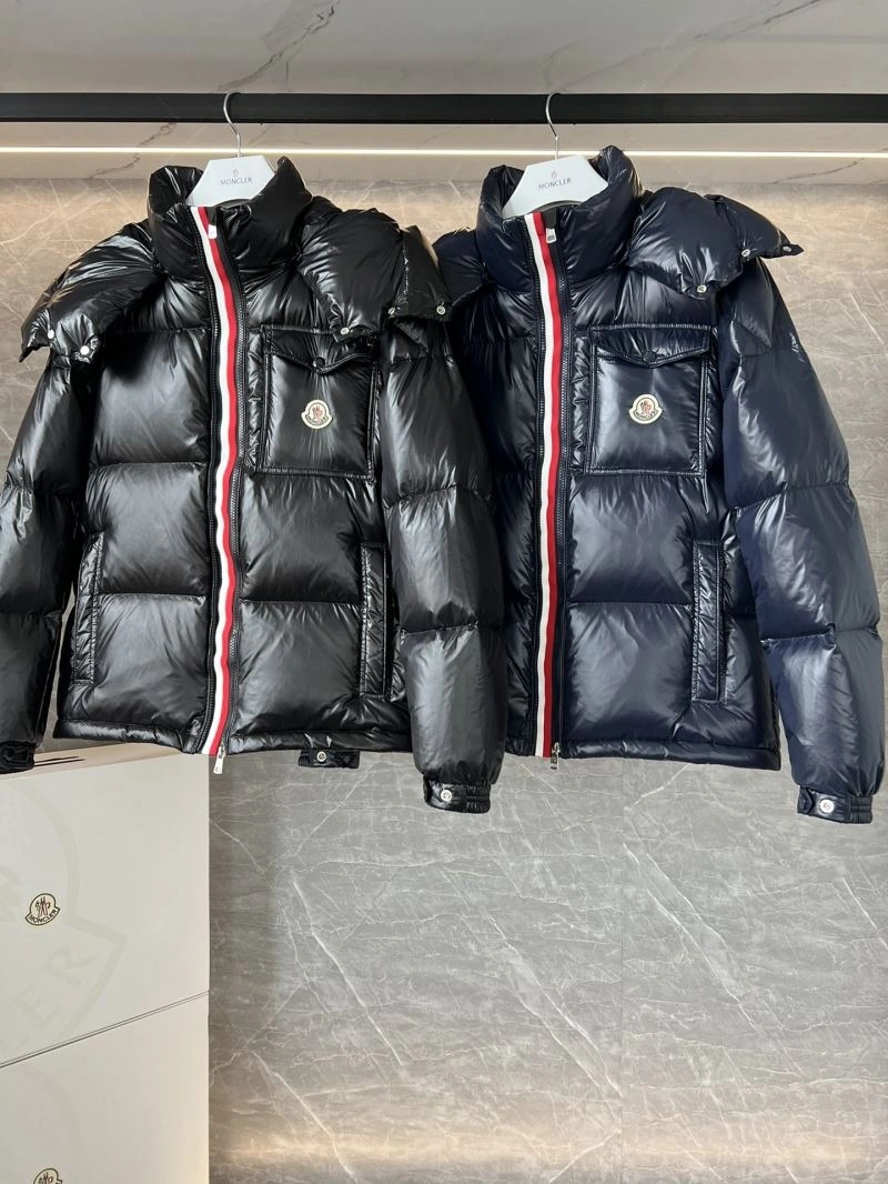 Moncler Down Jackets Snug 144612
