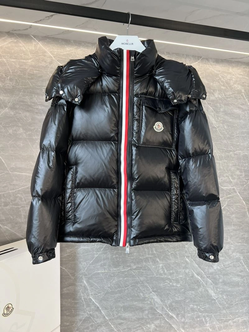 Moncler Down Jackets Snug 144612