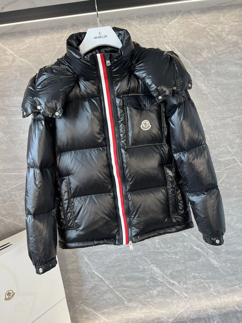 Moncler Down Jackets Snug 144612