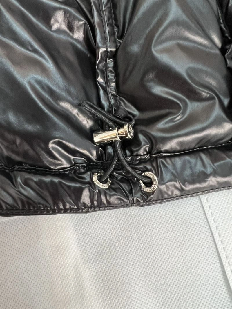 Affordable Moncler Down Jackets 144611