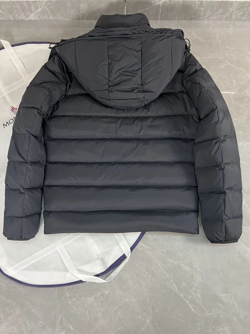 Moncler Down Jackets Elegant 144598