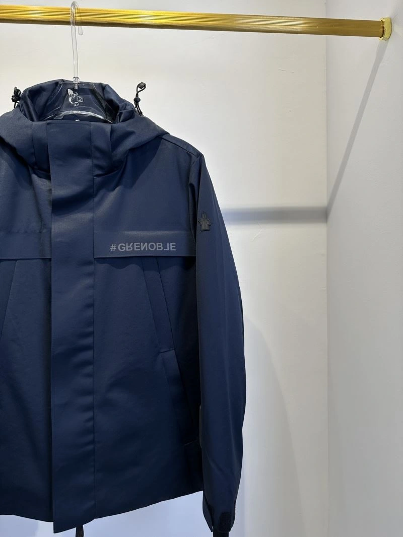 TechFriendly Moncler Down Jackets 144597