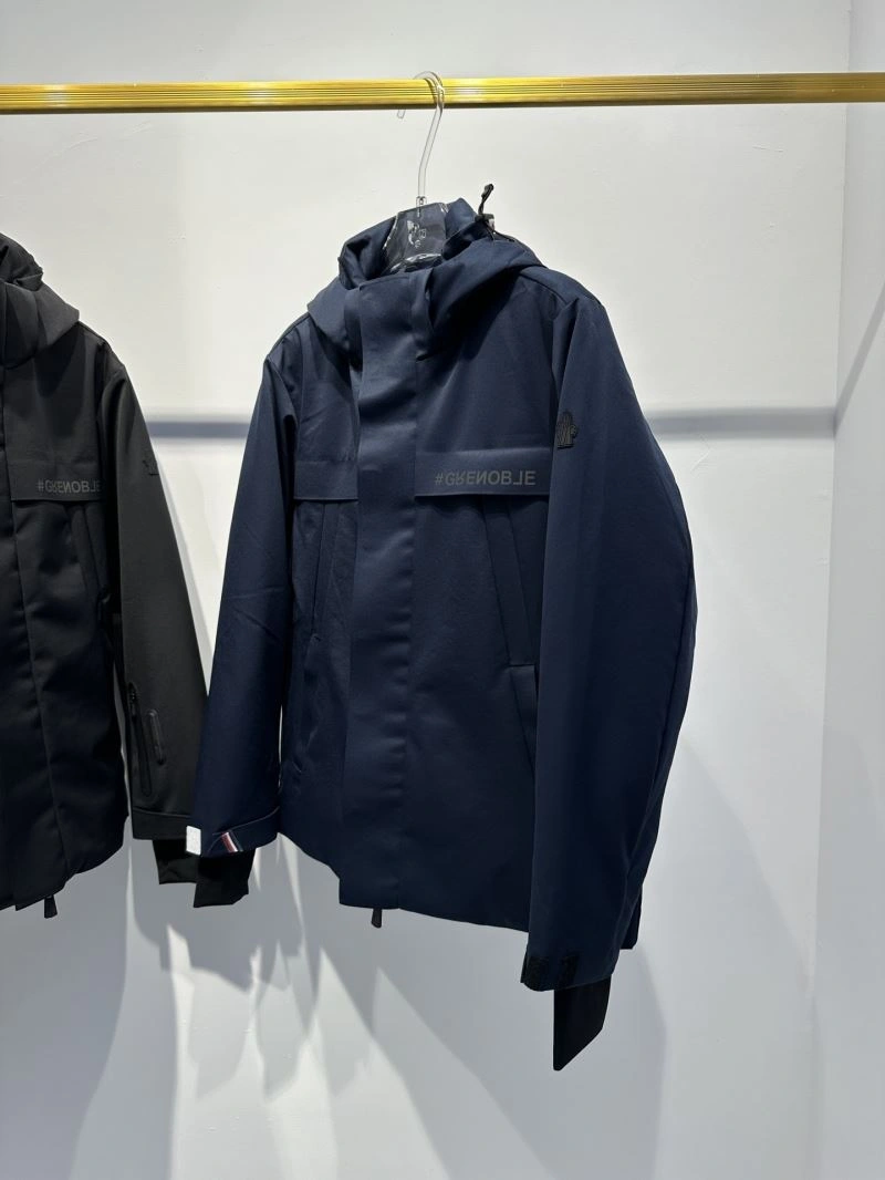 TechFriendly Moncler Down Jackets 144597
