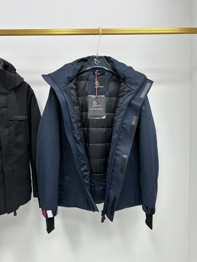 TechFriendly Moncler Down Jackets 144597
