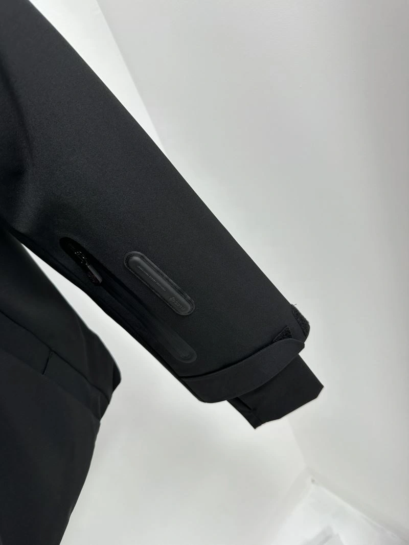FreshLook Moncler Down Jackets 144590