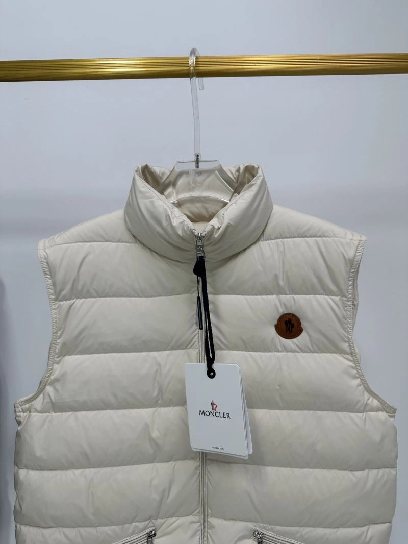 Practical Moncler Down Jackets 144585