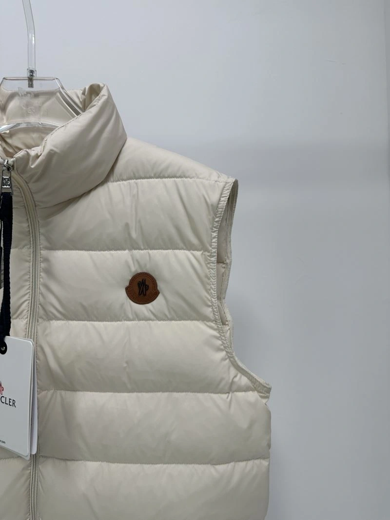 Practical Moncler Down Jackets 144585