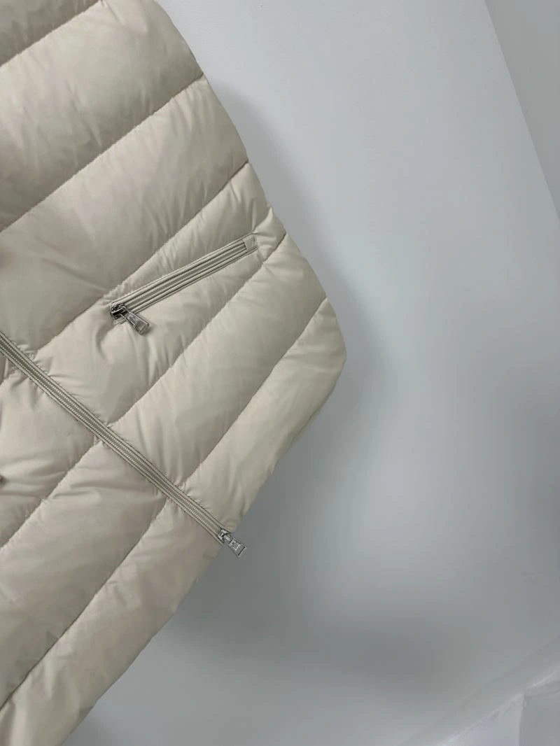 Practical Moncler Down Jackets 144585