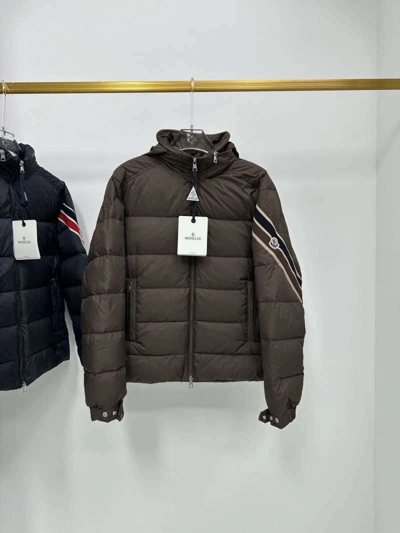 Moncler Down Jackets Colorful 144577