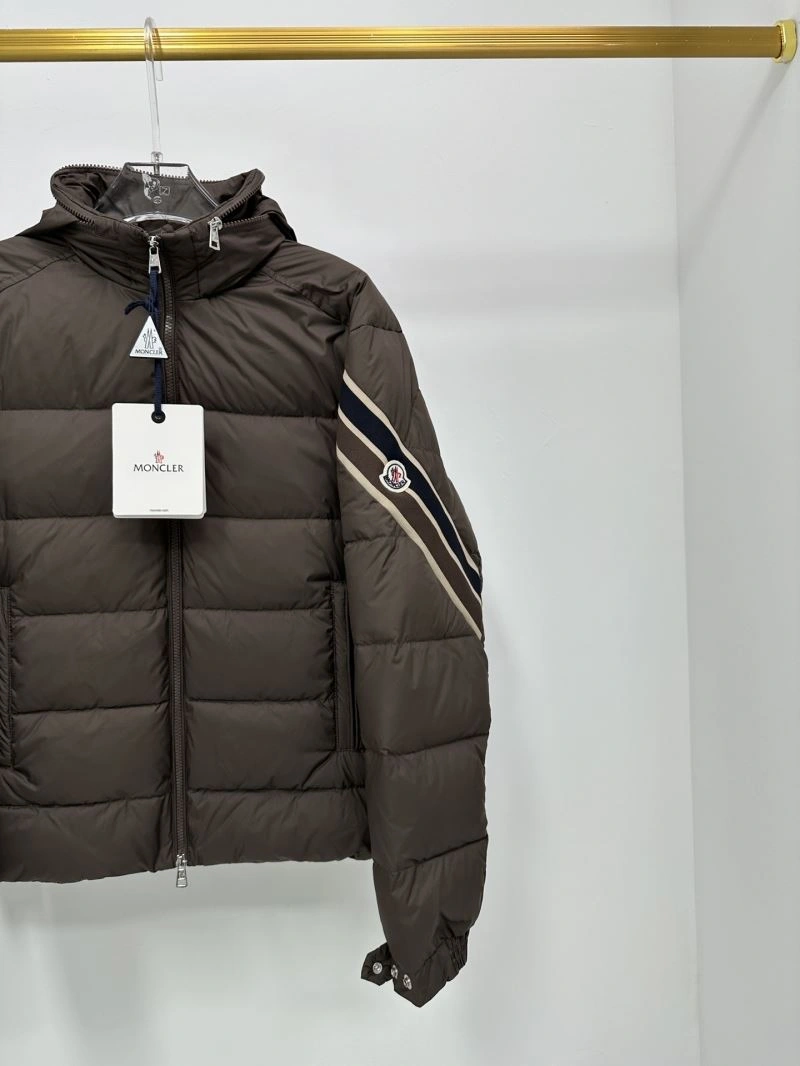 Moncler Down Jackets Colorful 144577
