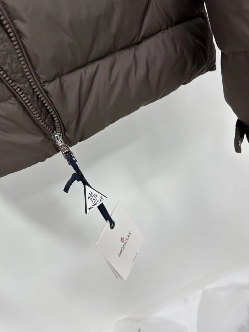 Moncler Down Jackets Colorful 144577