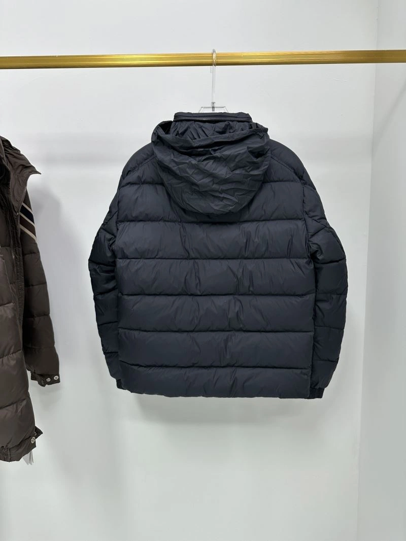 Durable Moncler Down Jackets 144576