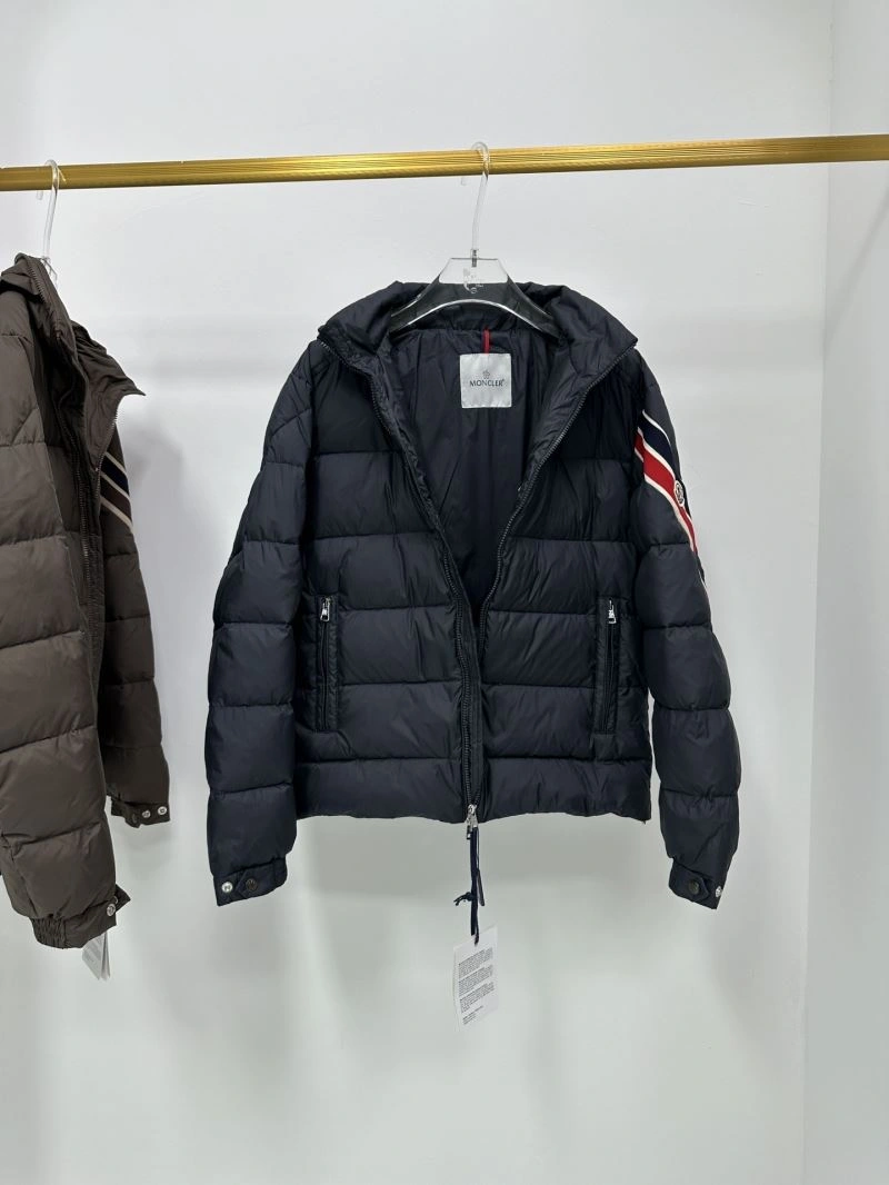 Durable Moncler Down Jackets 144576