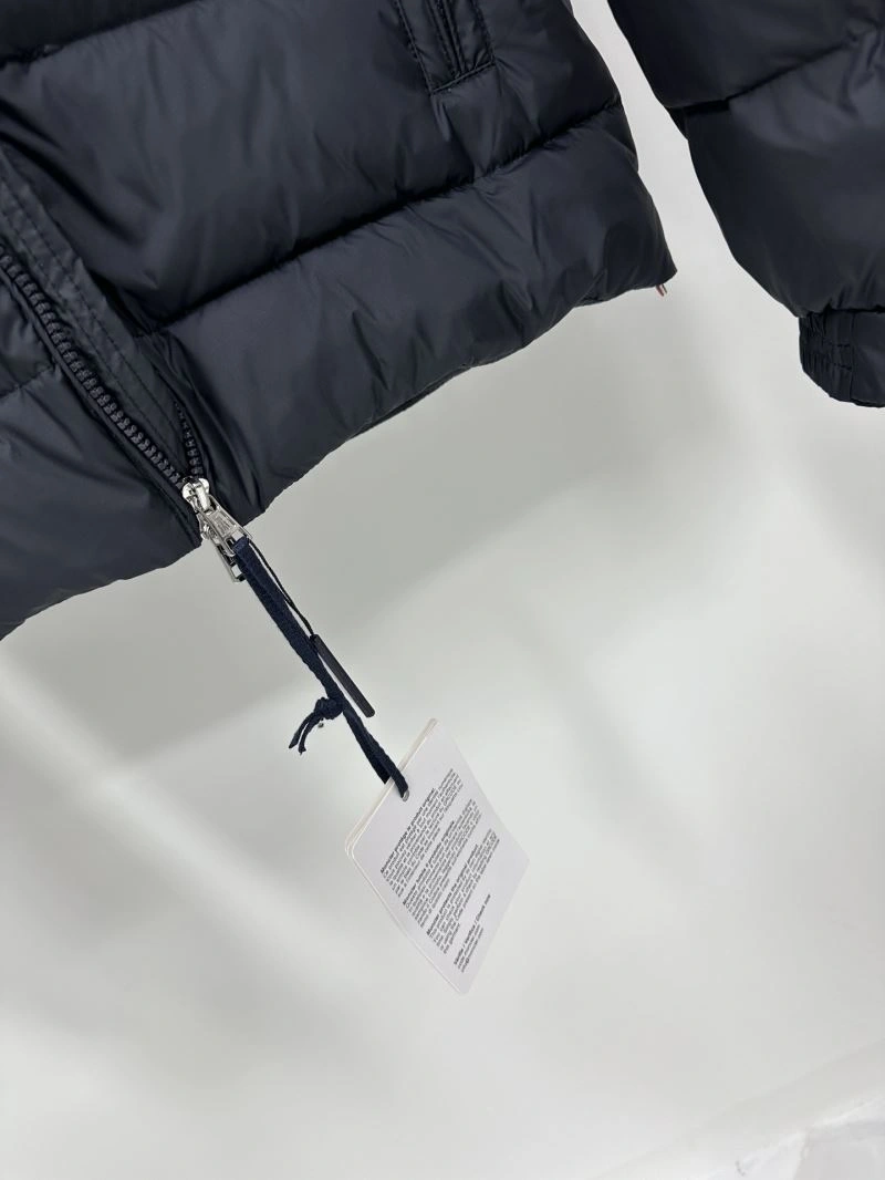 Durable Moncler Down Jackets 144576