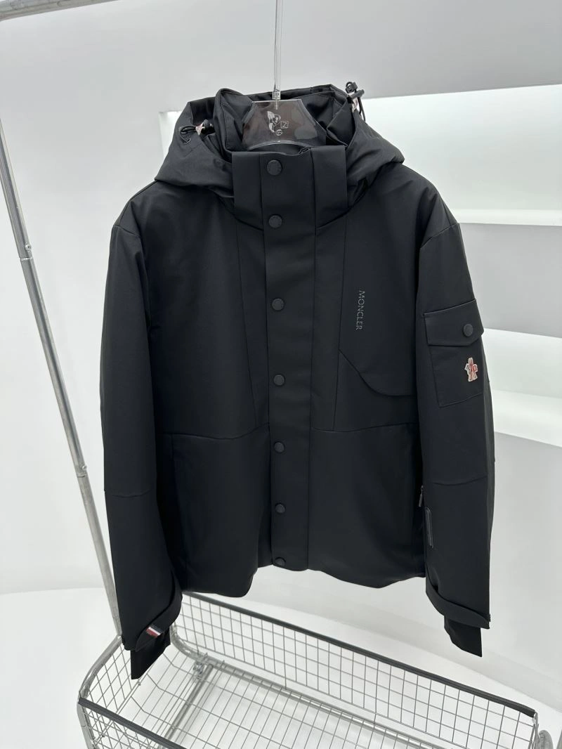 GoodFit Moncler Down Jackets 144572