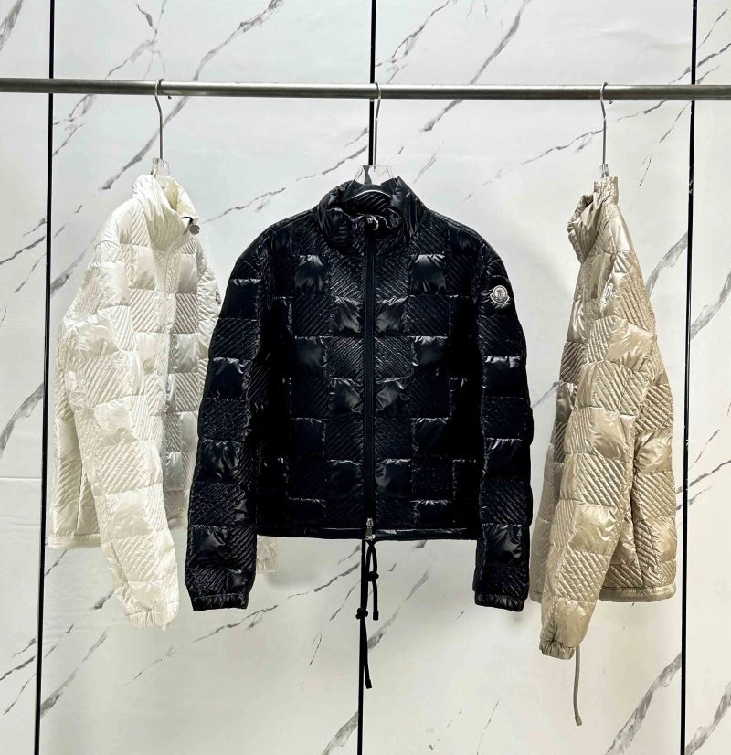 Premium Moncler Down Jackets 144582