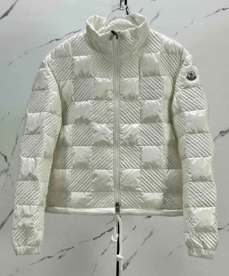 Moncler Down Jackets Cozy 144568