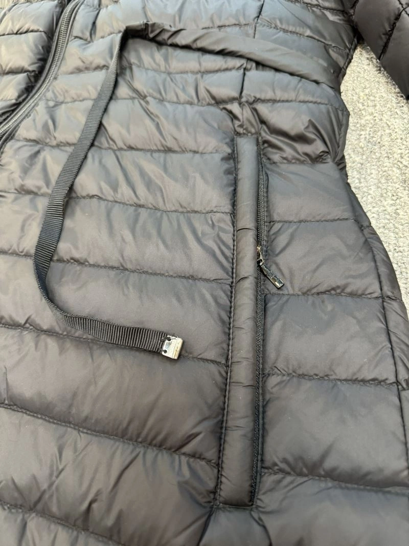 Vibrant Moncler Down Jackets 144558