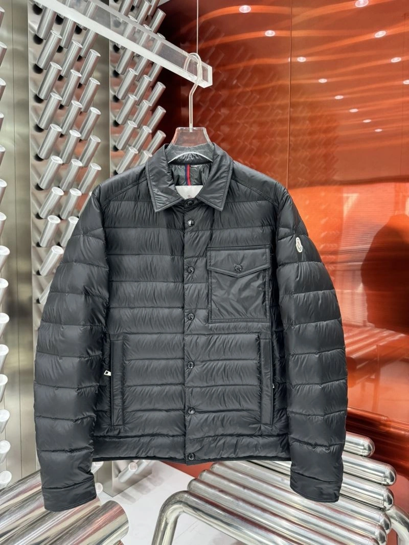 Moncler Down Jackets UrbanChic 144579