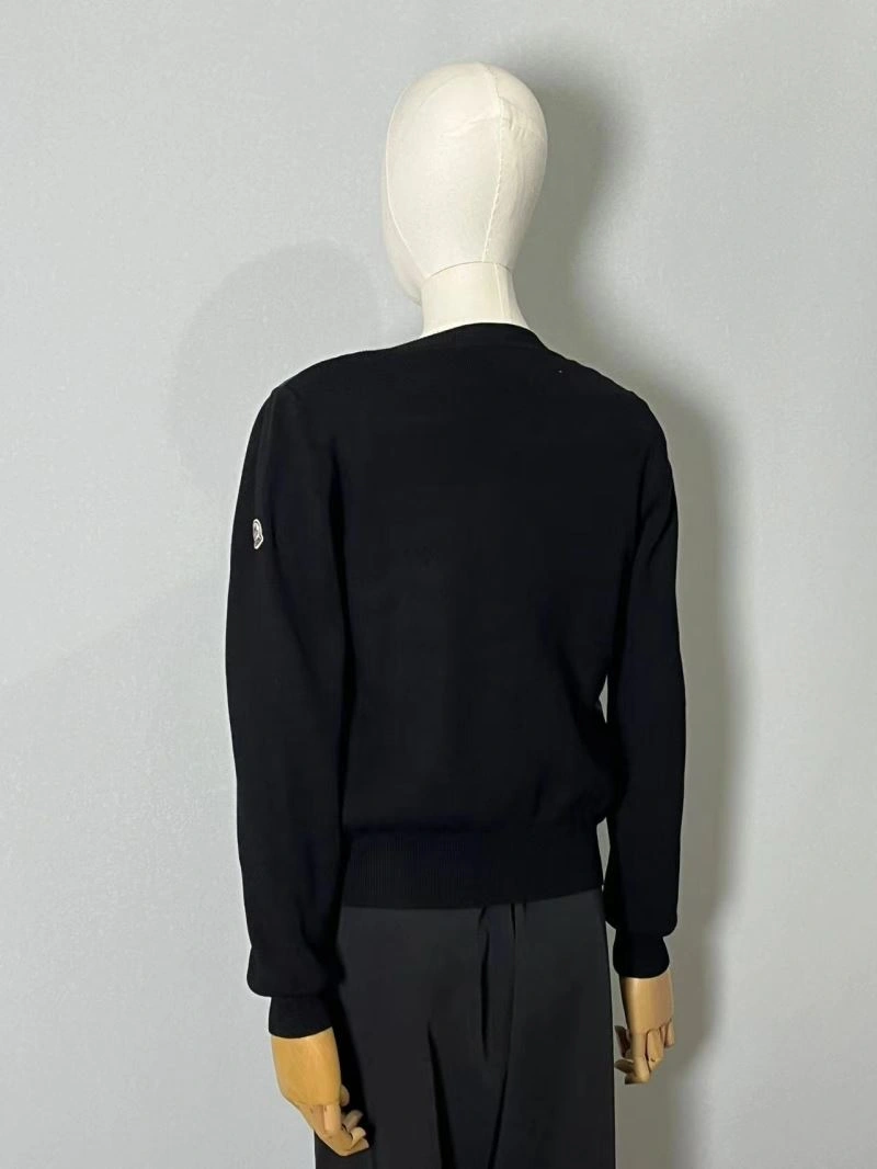 Snug Moncler Down Jackets 144563